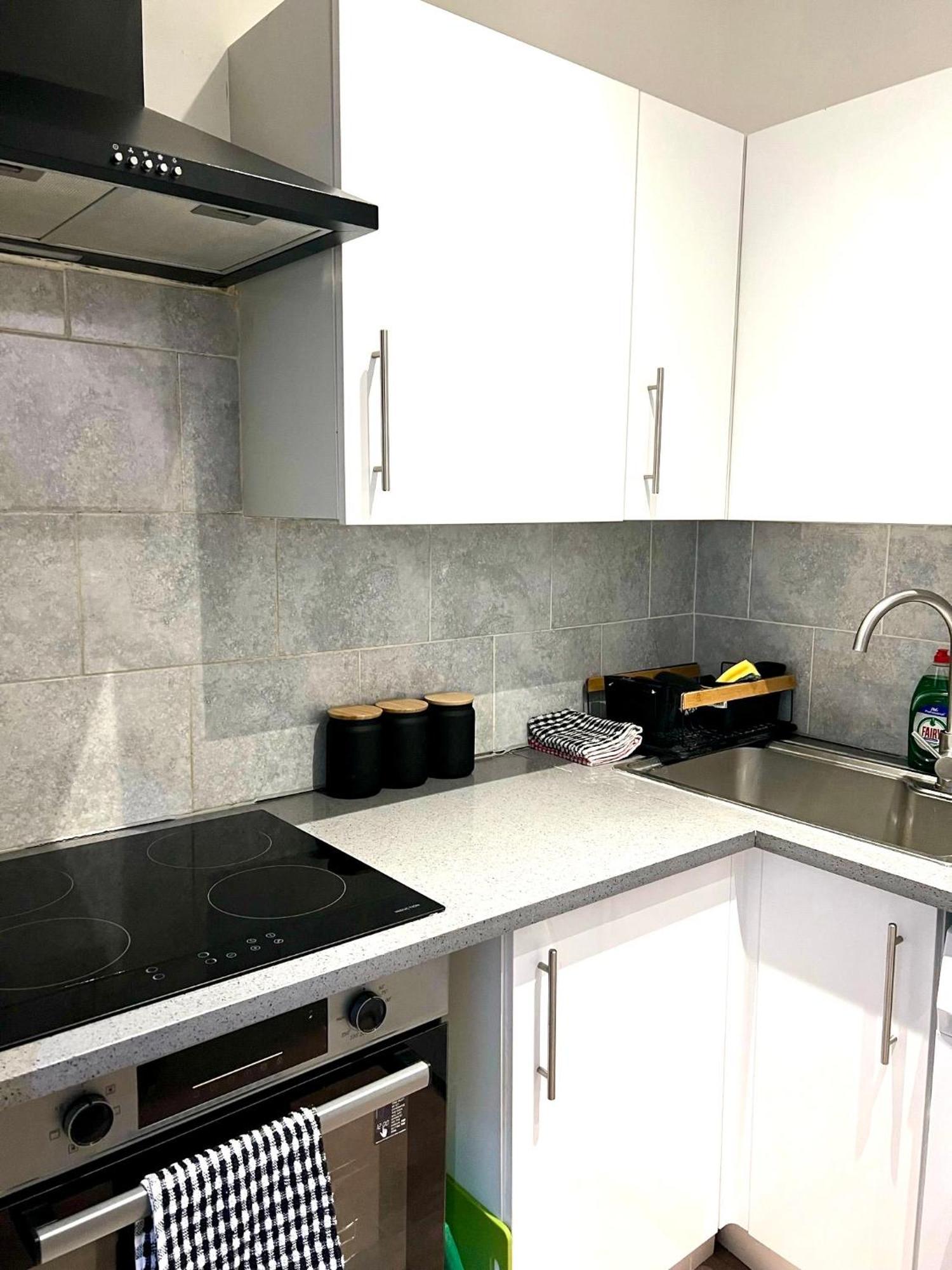 Spacious 3 Bedroom Flat In Kings Cross, St 159 Londen