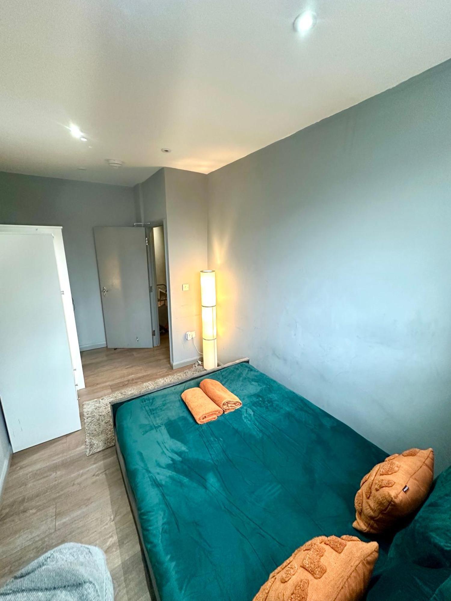 Appartement Spacious 3 Bedroom Flat In Kings Cross, St 159 Londen