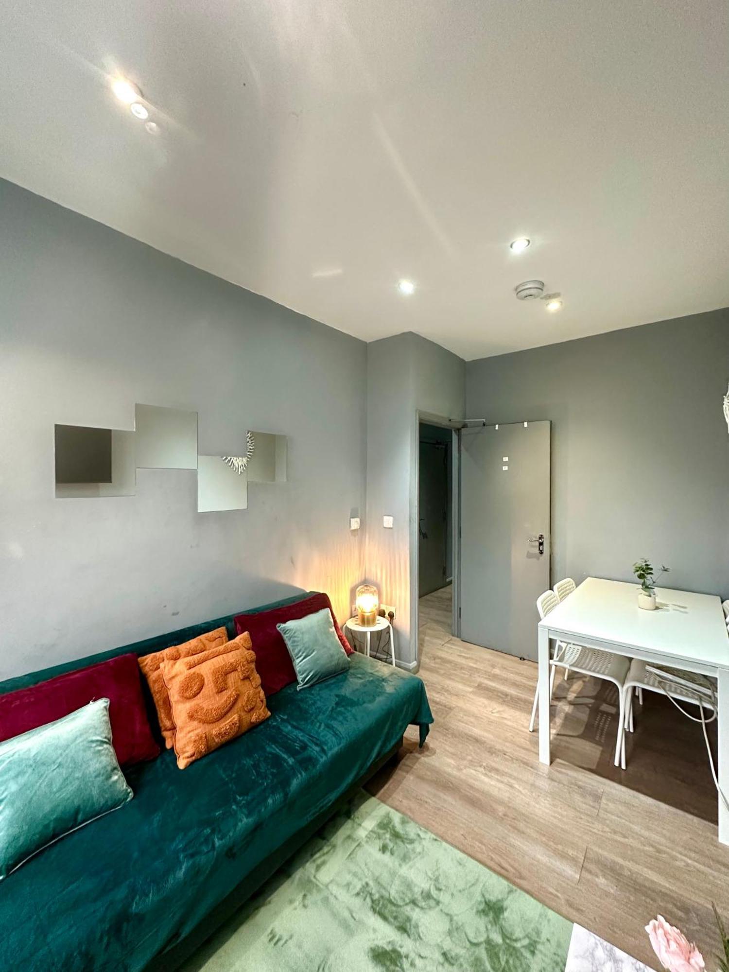 Spacious 3 Bedroom Flat In Kings Cross, St 159 Appartement